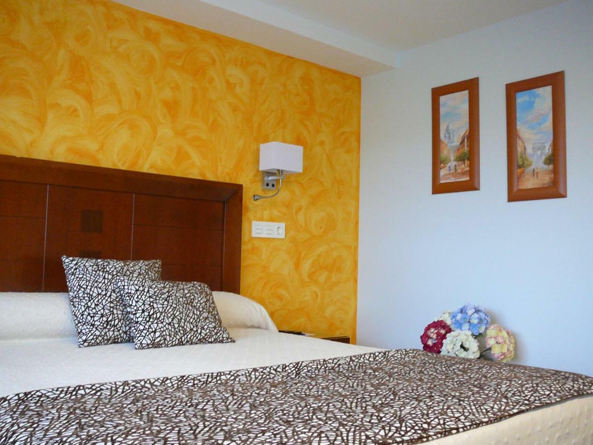 Hotel El Pinar Villapedre Екстер'єр фото