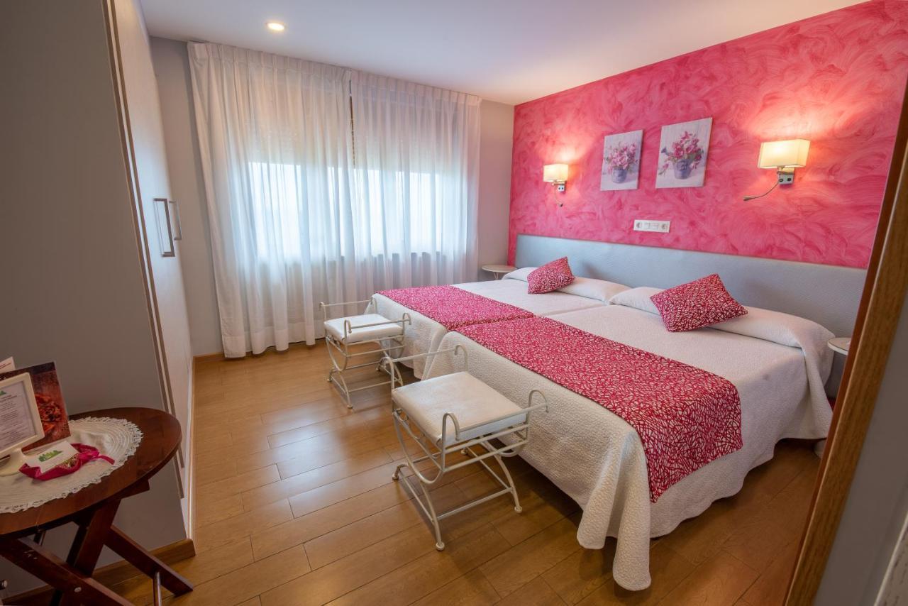 Hotel El Pinar Villapedre Екстер'єр фото
